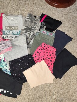 Balík oblečení - 2