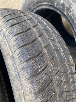Zimní pneu 215/65 r16 - 2