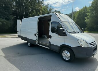 🟢 Levný pronájem dodávky Chomutov – ideální na stěhování - 2