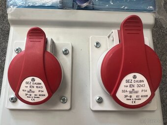 Za cenu zásuvky rozvodnice (bez jističů) - 2