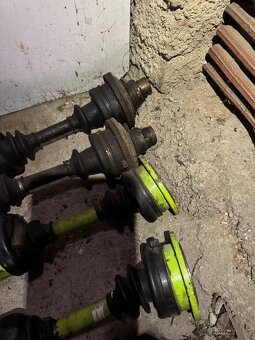 Poloosy Škoda 130,136 Rapid - 2