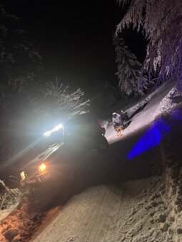 Mitsubishi Pajero 2 2.5 TDI, r. 1993 - 2