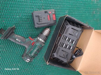 Aku baterie 20V/8Ah, vrtací šroubovák + rychlonabíječka - 2