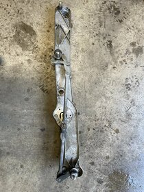 Prodám mechanizmus stěračů bmw e39 - 2