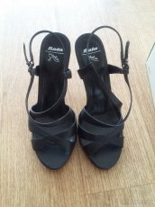 Dámské boty Baťa vel. 39 - zánovní - 2