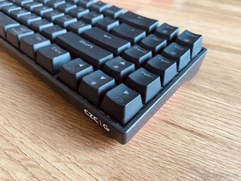 Herní klávesnice CZC Halfling GK750 - 2