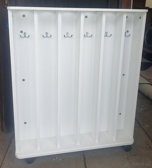 Koupelnový vozík pro 12 dětí - 2