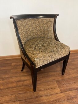 Starožitné křeslo - 2