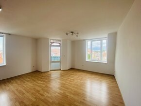 Prodej bytu 3+kk s balkónem v centru Břeclavi, 90 m2 - 2