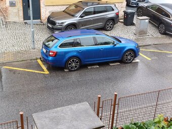 Škoda Octavia 2.0TDI 110KW 4x4 - 2