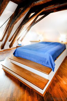 Pronájem, Byty 4+kk,  221 m2 - Praha - Malá Strana, ulice Vl - 2