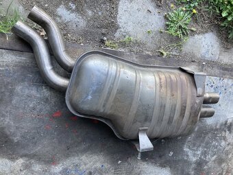 Tlumič výfuku BMW e46 325i M54 - 2