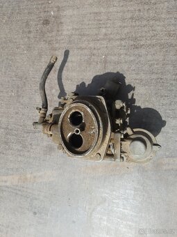 Prodám karburátor na auto Lada niva - 2