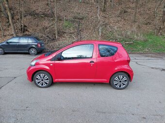 Toyota Aygo 1.0i, 50kw, rok 2006.. - 2