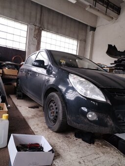 Hyundai i 20 2010 - 2