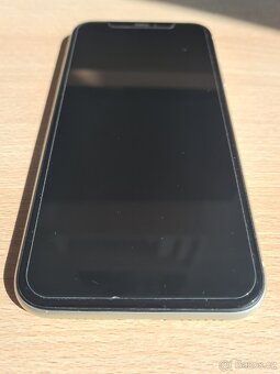 iPhone 11 64GB - 2