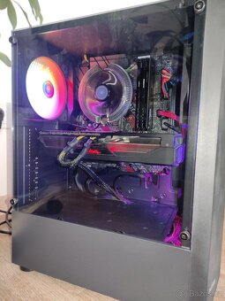 PC Core i3, Radeon Vega56 8 GB, 16 GB RAM, SSD - 2
