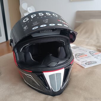 Airoh GP550S Venom red - 2