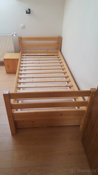 Domestav kvalitní postel z masivu (200x90) s nočním stolkem - 2