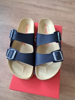 NOVÉ pantofle, přezůvky Superfit, vel. 37 - 2