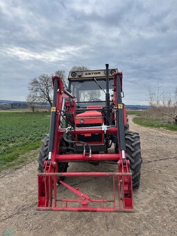 Zetor 7045 s čelním nakladačem - 2