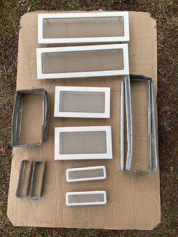 Větrací mřížka krbová- bílá- sada 6 ks- použitá - 2