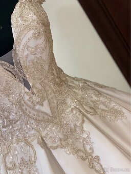 Svatební šaty nove z vlečkou S-M - 2