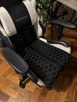 herní židle Trust GXT - 2