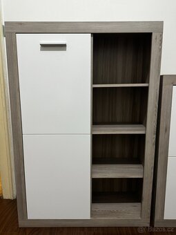 Skříně z obývací stěny - 2