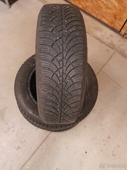 Zimní pneu 185/60R15 84T - 2