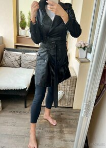 London B dámský černý trenchcoat, nový - 2