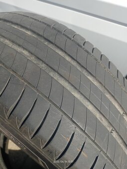 2kusy Letních 215/55R17 Michelin - 2