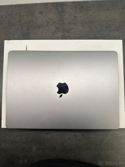 MacBook Air m2 15” Space Gray - 2