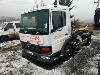 Mercedes Atego nosič kontejneru - 2