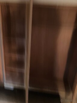 Prodám retro skříň - 2