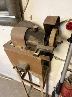 Nástěnná bruska - 2