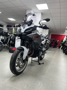 BMW F900XR - 2