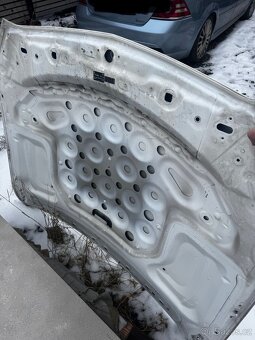 Kapota mercedes benz w205 - 2