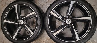 Volvo V40 II Facelift,alu 18',letní set, Agapia - 2