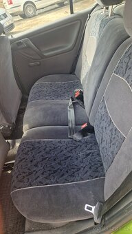 Vw Polo 2001 195000 benzín 1,0 - 2