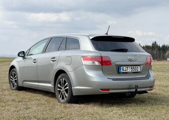 Toyota Avensis 1.8 VVTi benzín, 108kW, Combi, 2010 - 2