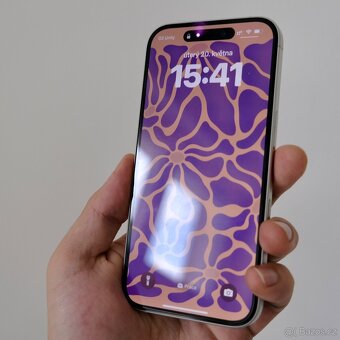 iPhone 16 bílý, 128 GB, v záruce, s příslušenstvím - 2