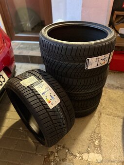 Continental WinterContact 275/30 R20 XL - 2