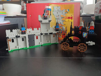 LEGO Castle 6062 Battering Ram +návod - 2 - 2