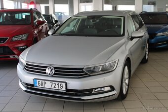 Wolksvagen Passat 2.0TDi DSG 140/kW,Highline,Webasto - 2