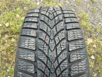 2ks zimní pneu Dunlop 205/45/17 - 2