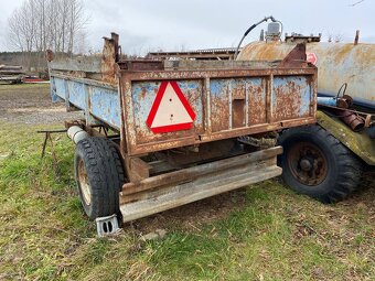 Sklápěcí kára dozadu 5 t - 2