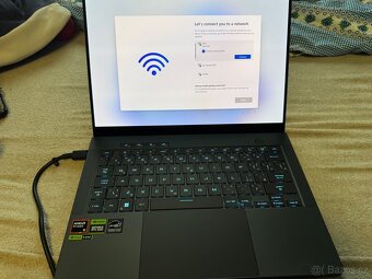 Asus rog zephyrus g14 2024 - 2