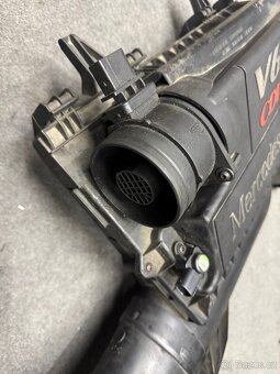 Airbox Mercedes-Benz Vito/Viano V6 W639 - 2