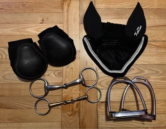Prodám jezdecké potřeby - 2